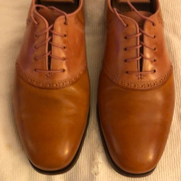 Florsheim Other - Mens Florsheim tan leather saddle shoes